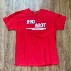 Southern Utah Thunderbirds NCAA SUPER AWESOME RED RIOT Size Medium T Shirt!
